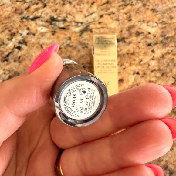 YSL NEW Loveshine Plumping Lip Oil Gloss - Shade 06 Espresso Stardust - Picture 5 of 9